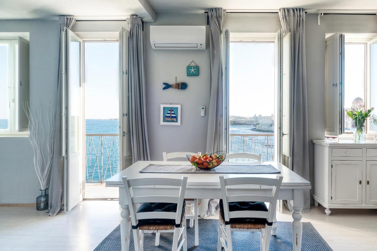 La Baia Di Ortigia Apartment Сиракуза Стая снимка